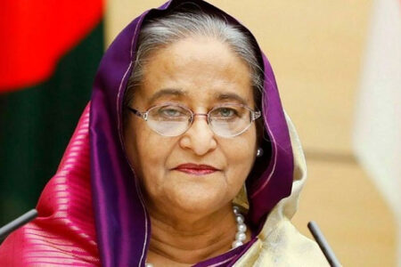 শেখ হাসিনাকে নিয়ে ভারতের সামনে যে তিন পথ খোলা